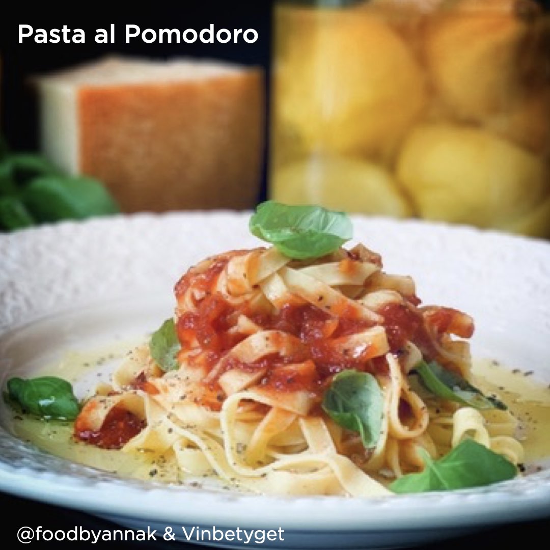 Recept Pasta med tomatsås och vintips