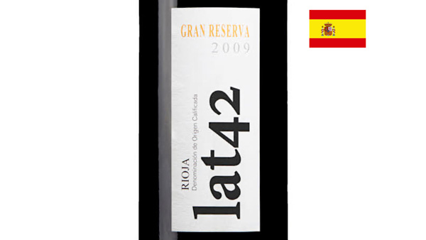 Närbild av det spanska vinet Lat 42 Rioja Gran Reserva 